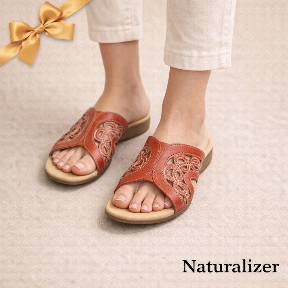 Naturalizer Red Leather Slide Sandals 9M Cutouts